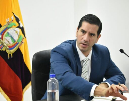 roberto_luque_ministro_energia_EC